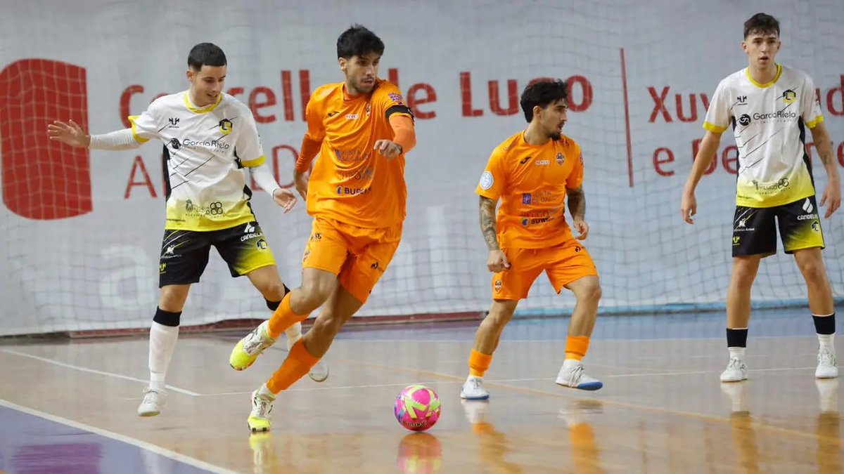 ADCLugoSala's tweet photo. ℹ️ O @burelafs, rival do #LugoSala nos cuartos de final da #CopaGaliciaFS 

🗓️ As eliminatorias, previstas para o 2 de decembro. 

🔗 https://t.co/kDkREWfuYp

#MedrandoDendeCasa https://t.co/pl1SVKd4L6