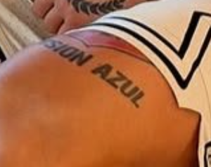 novodevichi's tweet photo. Mis seguratas llevan tatuajes de la división azul, pero no soy fascista.

Llamo a mis seguidores a apoyar a Núcleo Nacional, pero no soy fascista.

Joder colega, al final vamos a ser fascistas todos menos los fascistas, eh. No engañáis a nadie, payasos. https://t.co/xwaAvVafxz