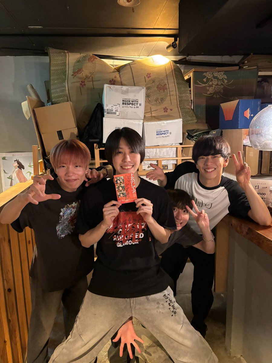 shimokita_nite's tweet photo. ＼🎁プレゼント企画🎁／

下北沢にて'26 メインビジュアルに
そっくりの @lulupriofficial で
撮影してくれました🎶

今回のアーティストは【Gum-9 @Gum_9_  】

シモニテのアカウントをフォロー&amp;
この投稿をリポストしてくれた方に
プレゼントします🌟

#下北沢にて #Gum9 #LuluPri https://t.co/9Hn6CxJKqg