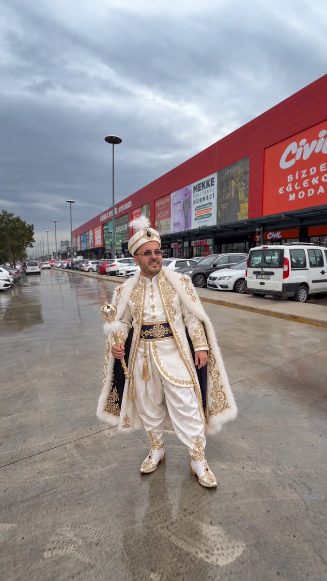 Oppoadam12's tweet photo. tek delik yetmedi 2 ye geçiyorum https://t.co/T5jXMbqVF0