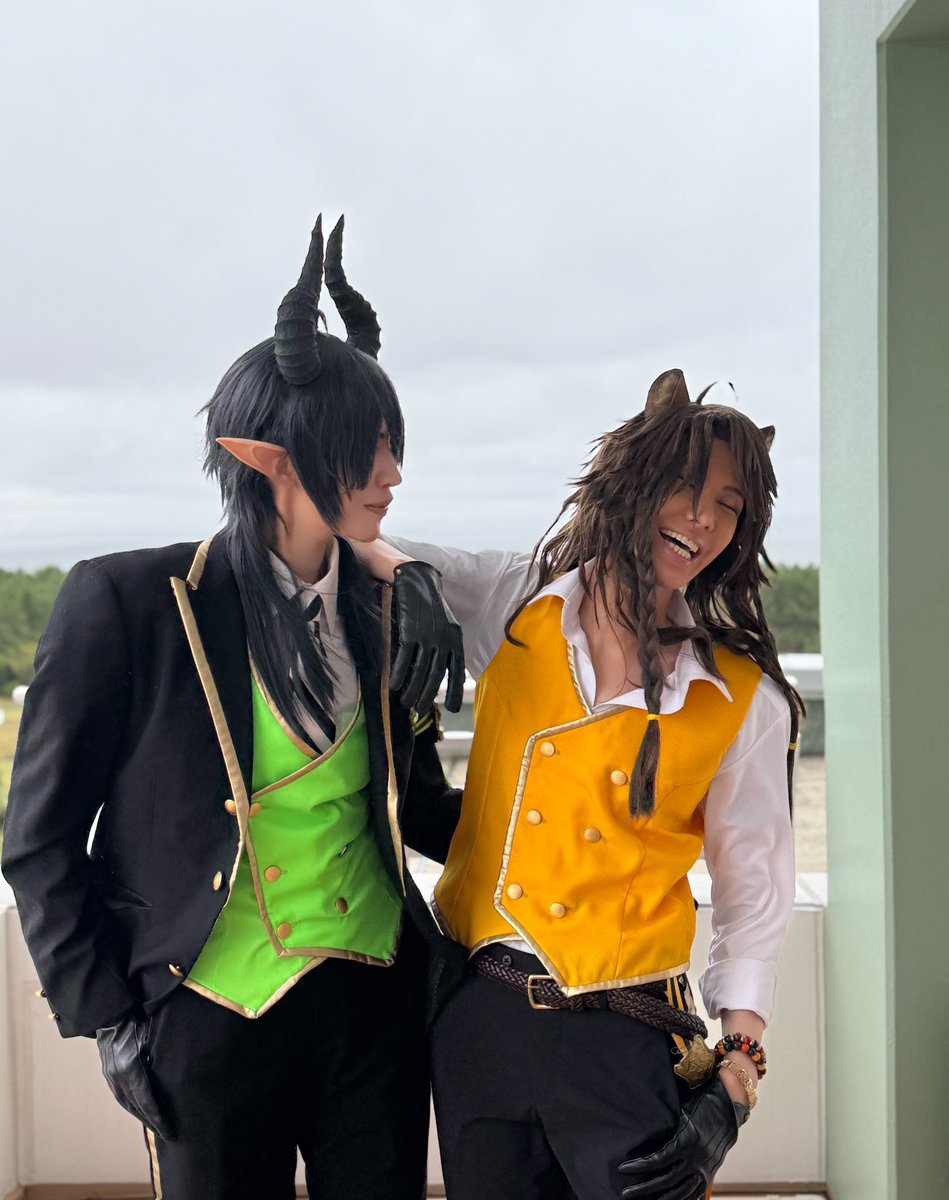 kazuki_moonp's tweet photo. 険悪ロイヤルのおふしょっと
#Dハロ仮装  #Dハロツイステ https://t.co/iWO2SxRjT5