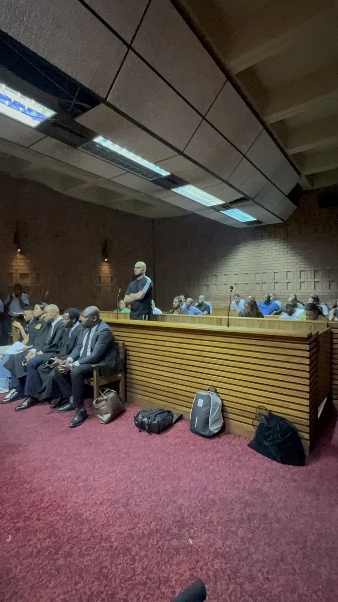 Sli_Masikane's tweet photo. [BREAKING] The prosecutor tells the court #SulimanCarrim had no return ticket, he was travelling to Dubai and this means he had no intention of coming back. 

#eNCA https://t.co/390peCYU71