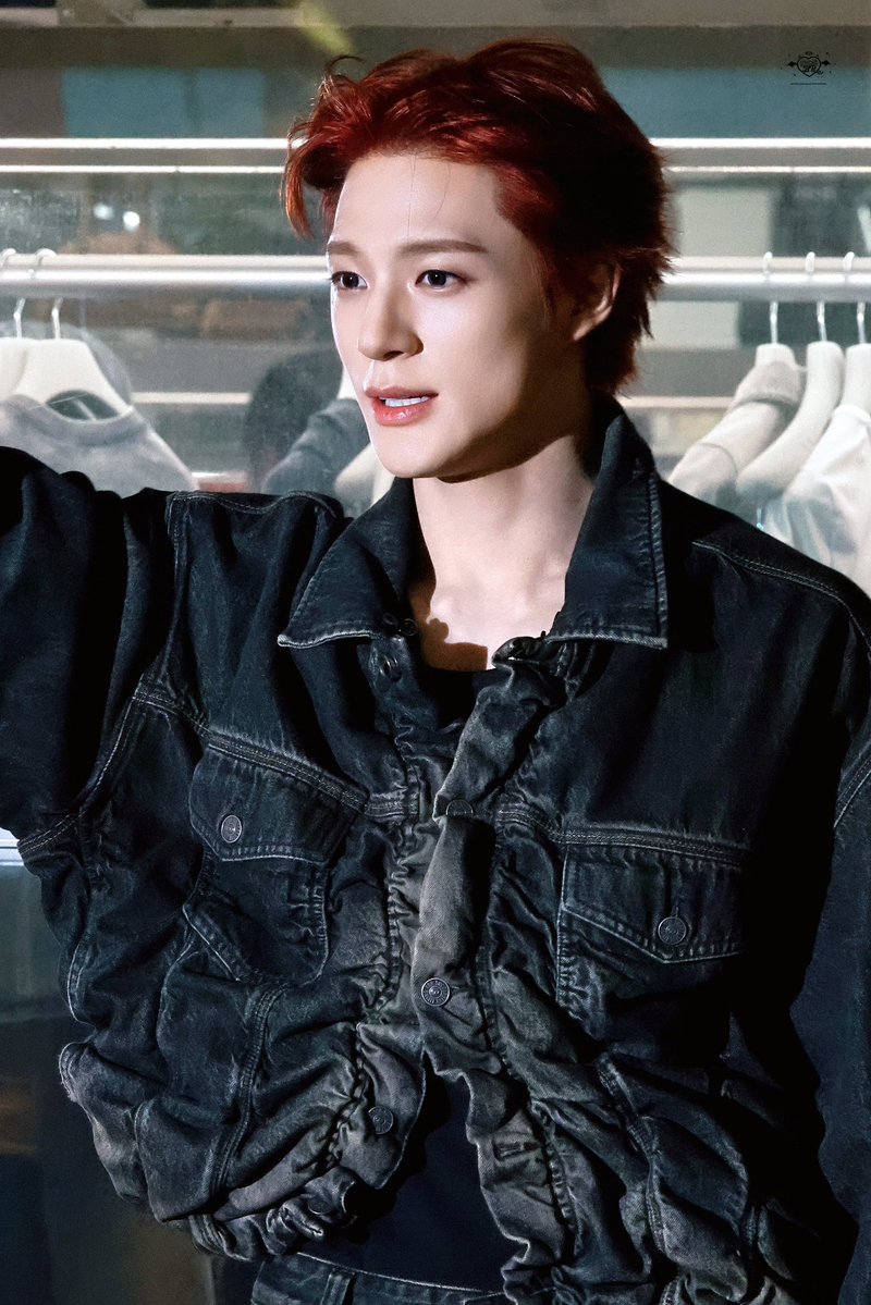 NAKS_BB's tweet photo. 261016 디젤 한남 플래그십

#JENO #제노  #ジェノ #NCTDREAM #NCT #DIESELxJENO https://t.co/AFxKGKsB3l