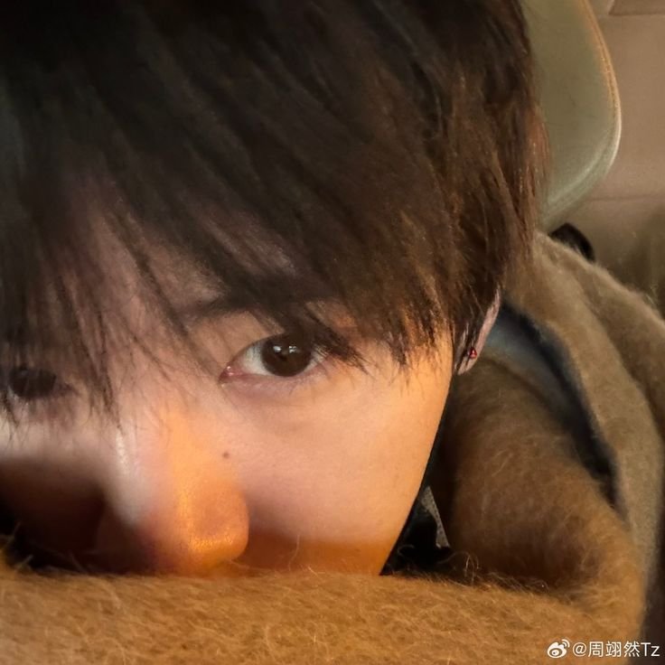 folkYIRAN's tweet photo. Pengen ngobrol malam ini tapi udah gak kuat. Izin ngobrol besok ya? Mau kan? Pasti mau dong. Kalau gitu izin istirahat dulu ya semuanya. https://t.co/ogelp5HRX7