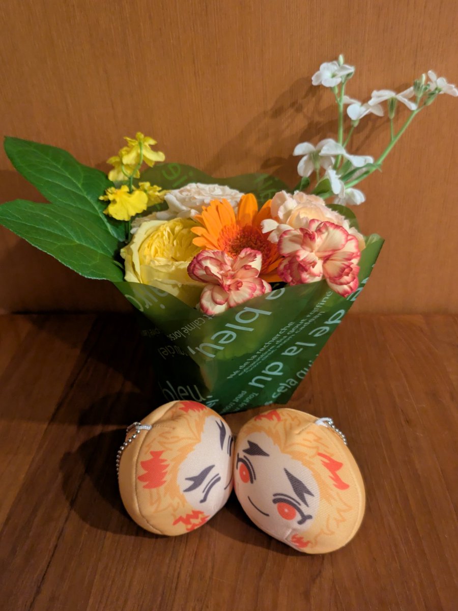 con1016r's tweet photo. #rngk1016の日　ハッピー🧹の日！💐✨😚😍💕 https://t.co/R5yjeiwAwG