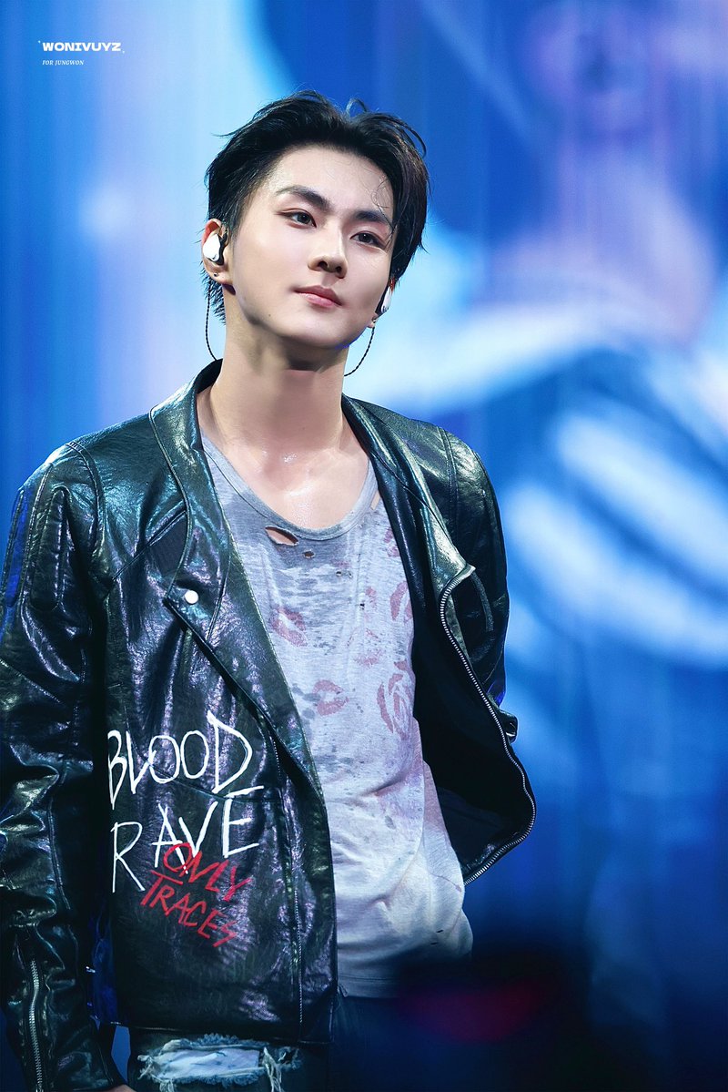 jungwonfeeds's tweet photo. 261016 BLOOD SAGA in Macau 

#JUNGWON https://t.co/edvAASGatL