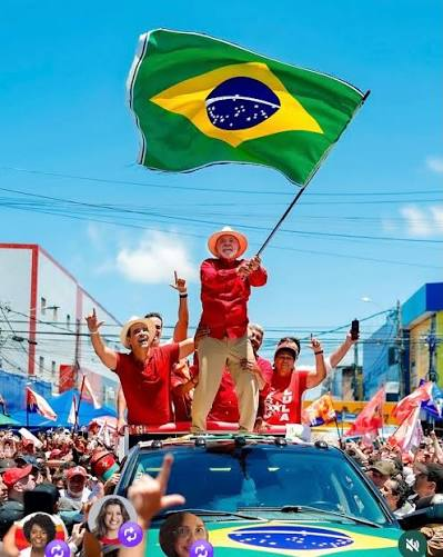 zedopovooficial's tweet photo. VIVA LULA!
VIVA O VERDE AMARELO!

#LulaVerdeAmarelo https://t.co/cDvh3bBcRf