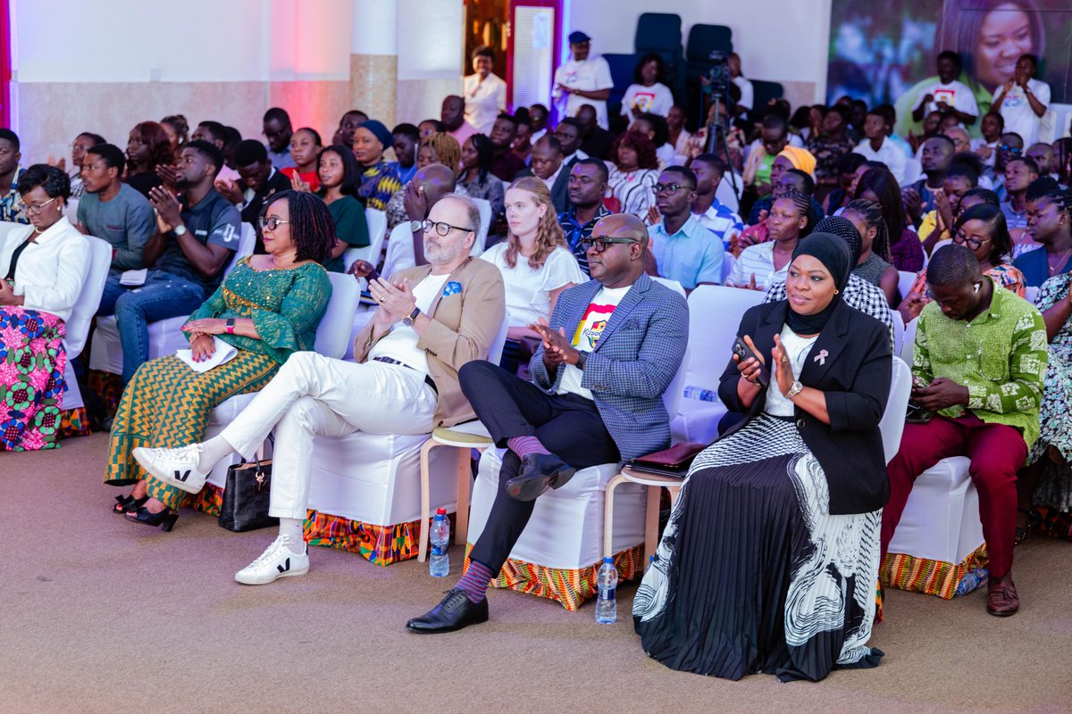 penplusbytes's tweet photo. A glimpse into yesterday’s launch of our research report, “Local Languages, AI and Fighting Disinformation in Ghana: Insights for Practitioners”, under the GADC project.

The GADC project is implemented by #Penplusbytes with support from @NorwayinGhana https://t.co/llladwqln0