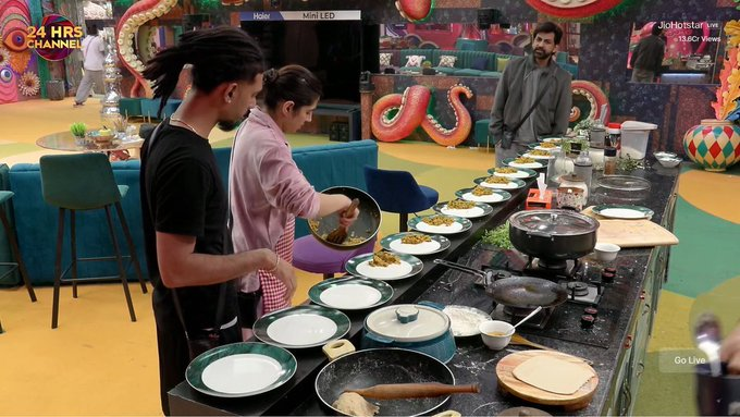 PatelManav1813's tweet photo. Wellcome to scoutop captaincy 🤣
 #BiggBoss20 #BB20 #QaziTouqeer #ScoutOP #YungDSA https://t.co/JxXA0qwRCE
