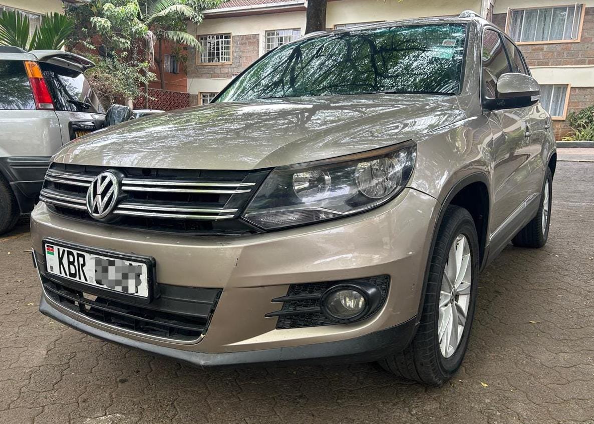 AmimoPhin's tweet photo. Volkswagen Tiguan 
2000cc Auto 
2012 model year, local spec
Clean Dark interior
KES  1,299,999
CALL/WHATSAPP 0701450208 https://t.co/oWYYVPFyIM