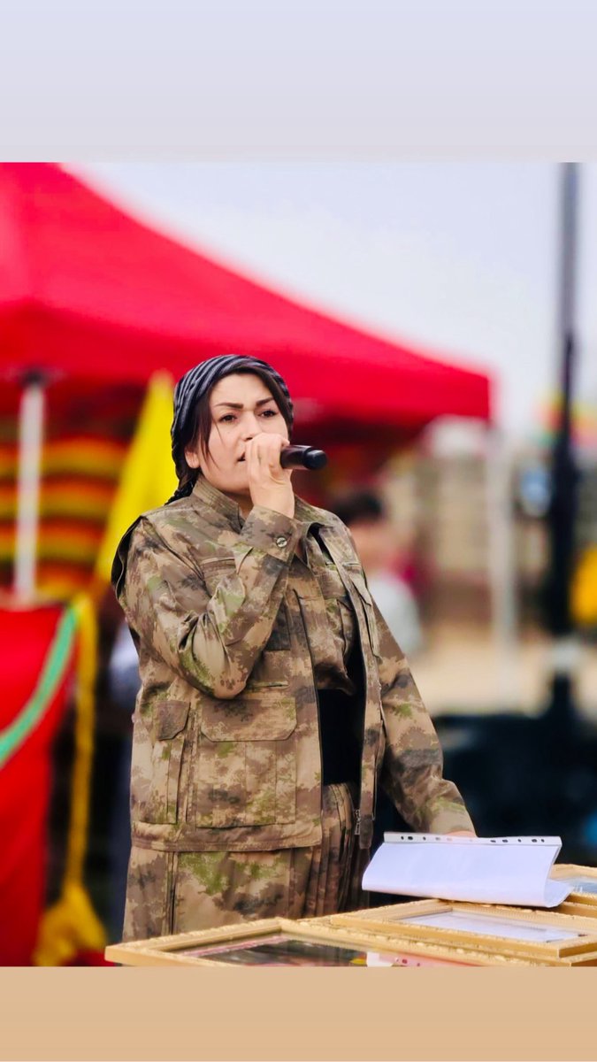 HerizHojin's tweet photo. Rojava Şehîdan Oxir dike serê malbatê Şehîdan Saxbî💔🥀 https://t.co/732PifYoAU