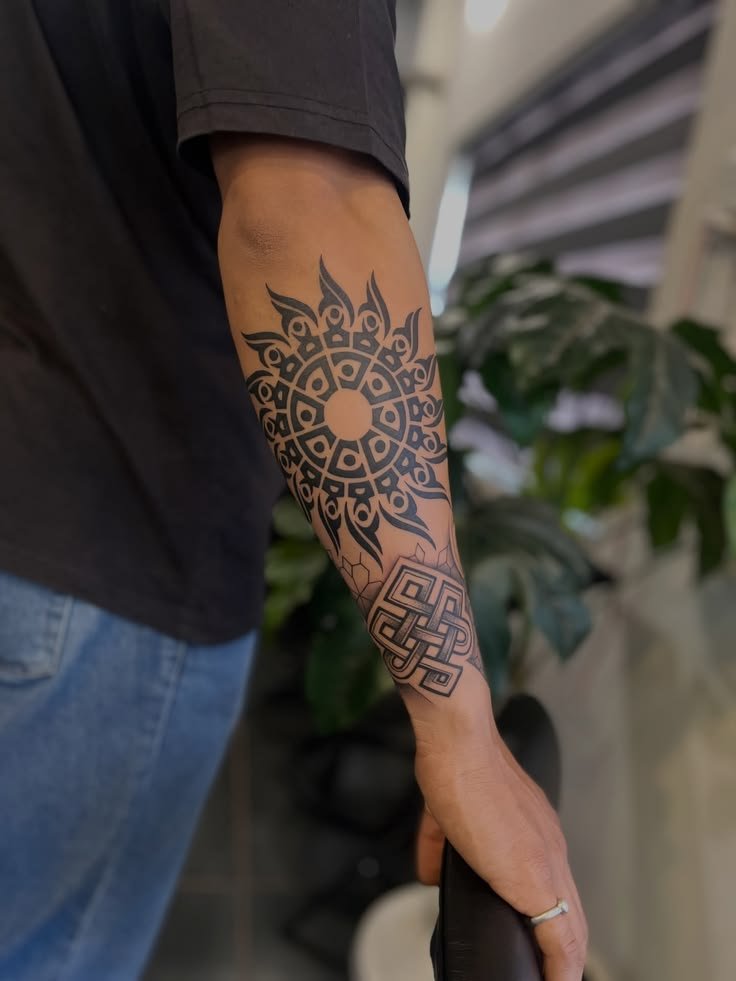 _ink_byrackzz's tweet photo. Your next tattoo could be a masterpiece! 🖤💉🔥
Looking for a unique tattoo design? Let InkByR bring your idea to life! 🎨
🏠 Home-service appointments available.
📩 DM me to discuss your design and book your session!
#TattooArtist #CustomTattoo #TattooDesign #InkByR https://t.co/3dq4reOR5S