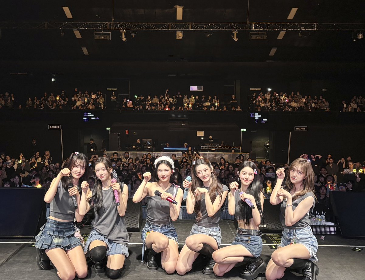 STAYC_official's tweet photo. 261016
#STAY_CLOSER in MELBOURNE

#STAYC #스테이씨
#2026_STAYC_FANCON_TOUR https://t.co/YwuDzl2UyP