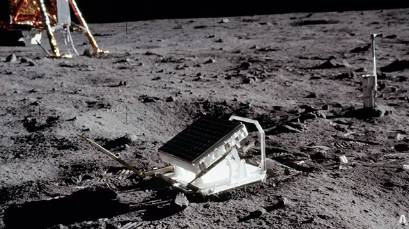 EDNcom's tweet photo. Apollo 11 corner reflector https://t.co/2qk2eQiCZ5 https://t.co/F7pQJoOgN8