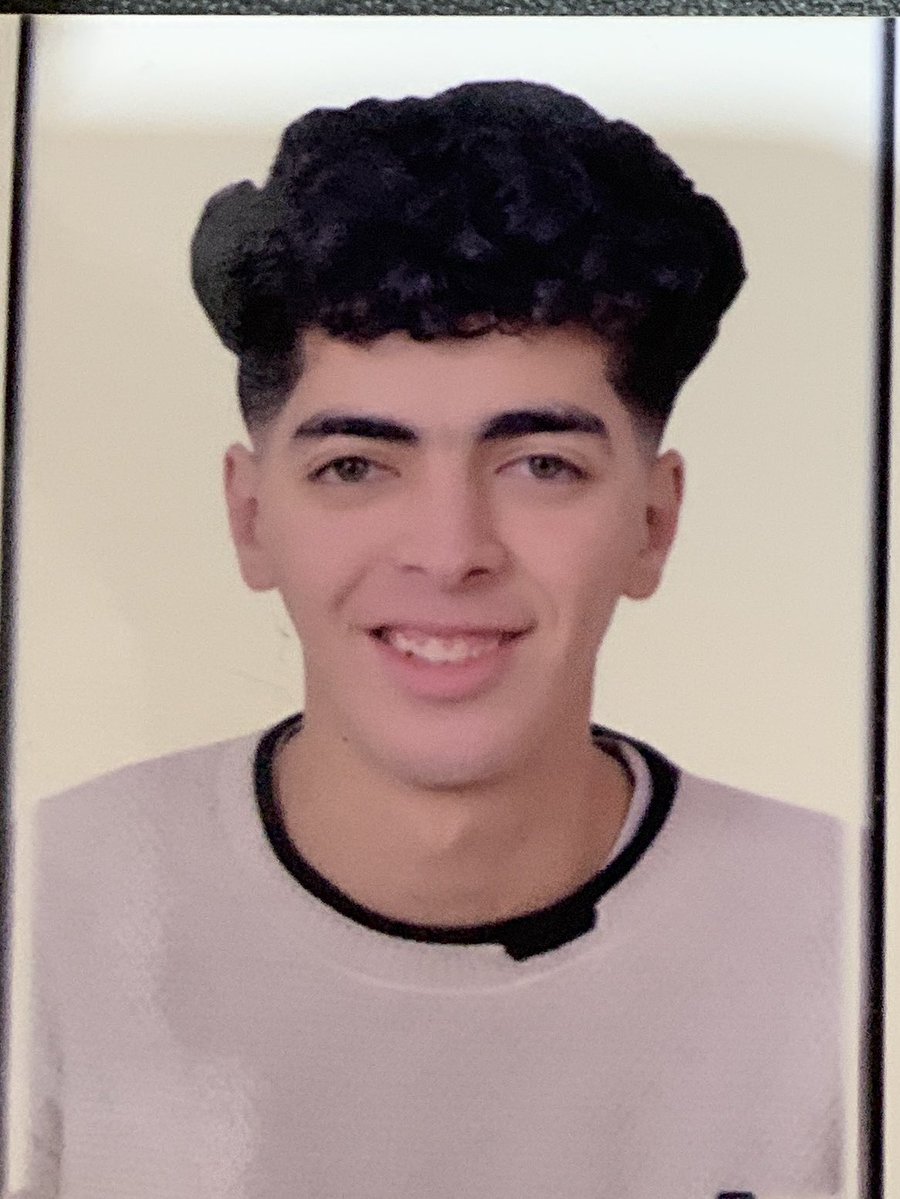 elabasiry_'s tweet photo. شير يا شباب ضروري
اخويا متغيب ومش عارفين نوصل ليه بس عندنا معلومه انه في بورسعيد
اللي شافوا او عنده اي معلومه ياريت يبعت او يتصل على الرقم ده 
01097044752 https://t.co/AvIkyIzJSx