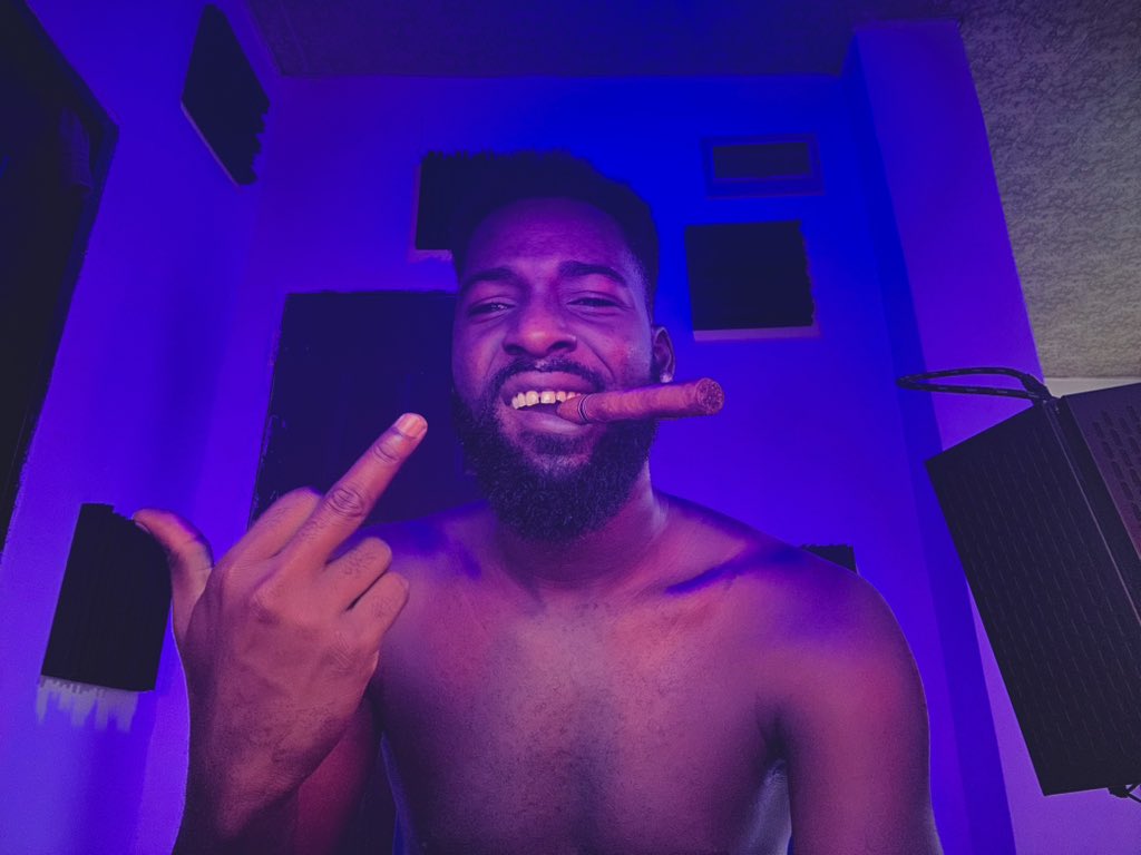 CashBeast_'s tweet photo. Its friday.
Which means you get paid today.
Which indirectly means I get paid today.
😈😈😈
#findom #cashdom #cigardom #cigarfetish #cigardrain #cashdrain #humanatm #straightmaster https://t.co/Iko4faHlkZ