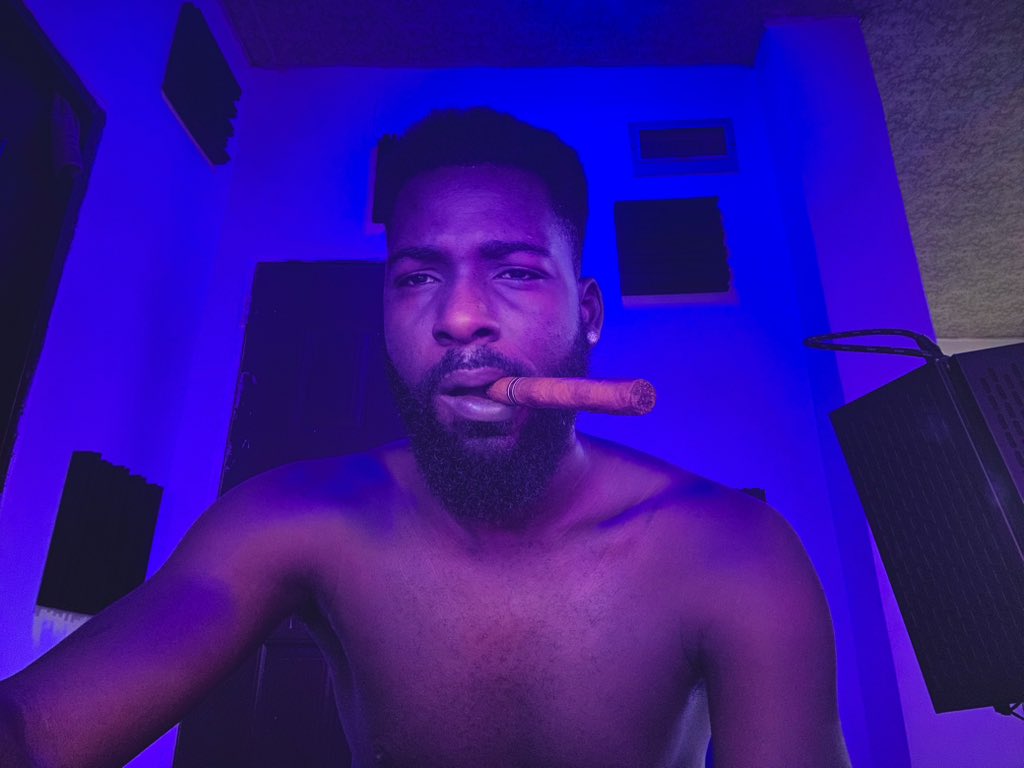 CashBeast_'s tweet photo. Its friday.
Which means you get paid today.
Which indirectly means I get paid today.
😈😈😈
#findom #cashdom #cigardom #cigarfetish #cigardrain #cashdrain #humanatm #straightmaster https://t.co/Iko4faHlkZ