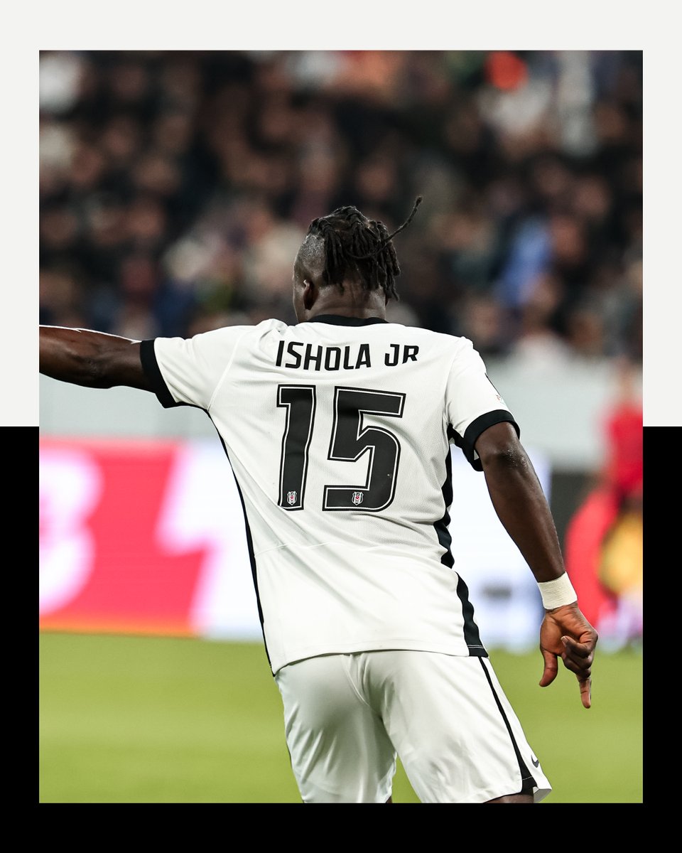 Besiktas's tweet photo. TSG Hoffenheim galibiyetinden kareler. 🦅 https://t.co/gQAOujtDfS