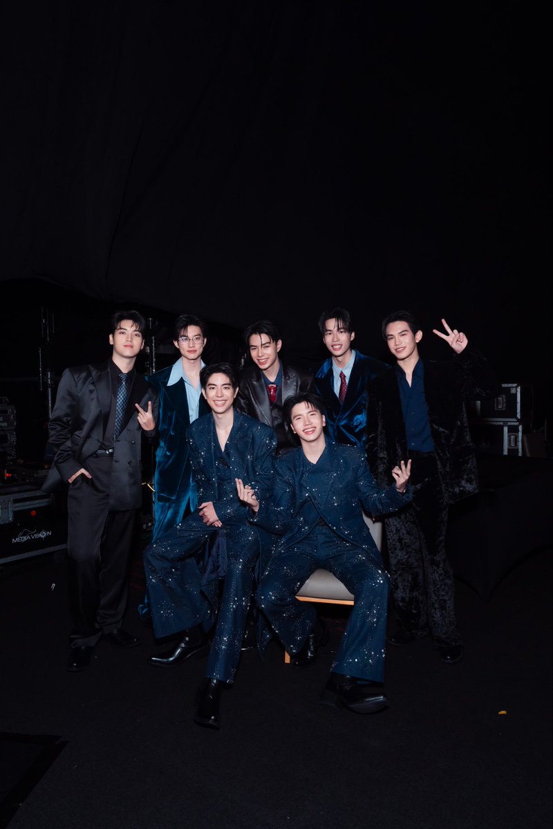 Weirdo101Series's tweet photo. OUR LAST EPISODE ✨
คืนนี้มาเจอกันใน #WEIRDO101SeriesFinalEP นะครับ

“WEIRDO-101 แรงโน้มถ่วงระหว่างเรา” 💫
ทุกวันศุกร์ เวลา 20:30 น. ทางช่อง one31
และทางแอปพลิเคชั่น TrueVisions NOW เท่านั้น
#GMMTV https://t.co/xKbIf2oNWx