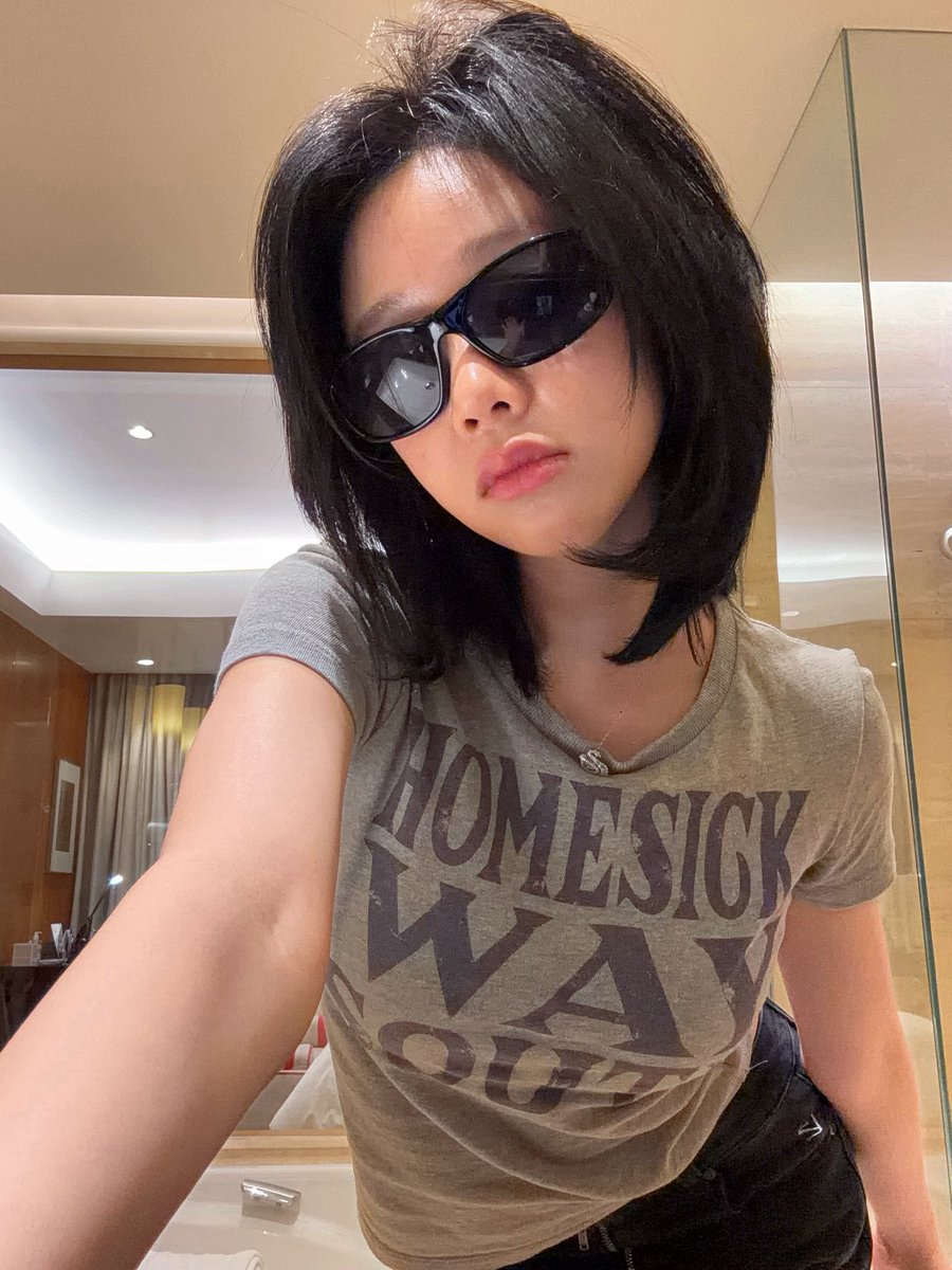 pharchita's tweet photo. last few months are for more life plot twist 🤧 https://t.co/KtHJdiRm82