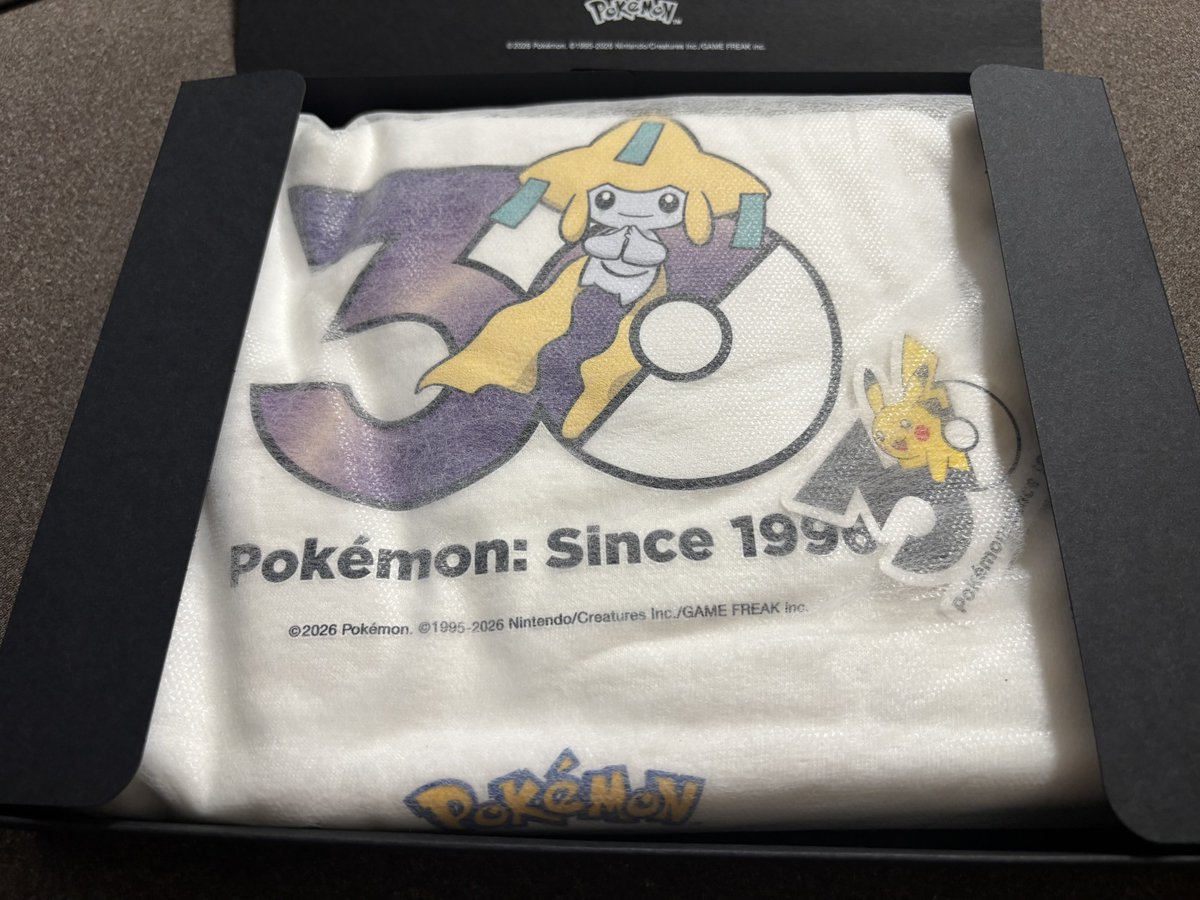 kuroblack0000's tweet photo. トッモから遅めの誕プレでポケモン30周年の服を買ってもらった‼️‼️ https://t.co/SibWcQYwxc