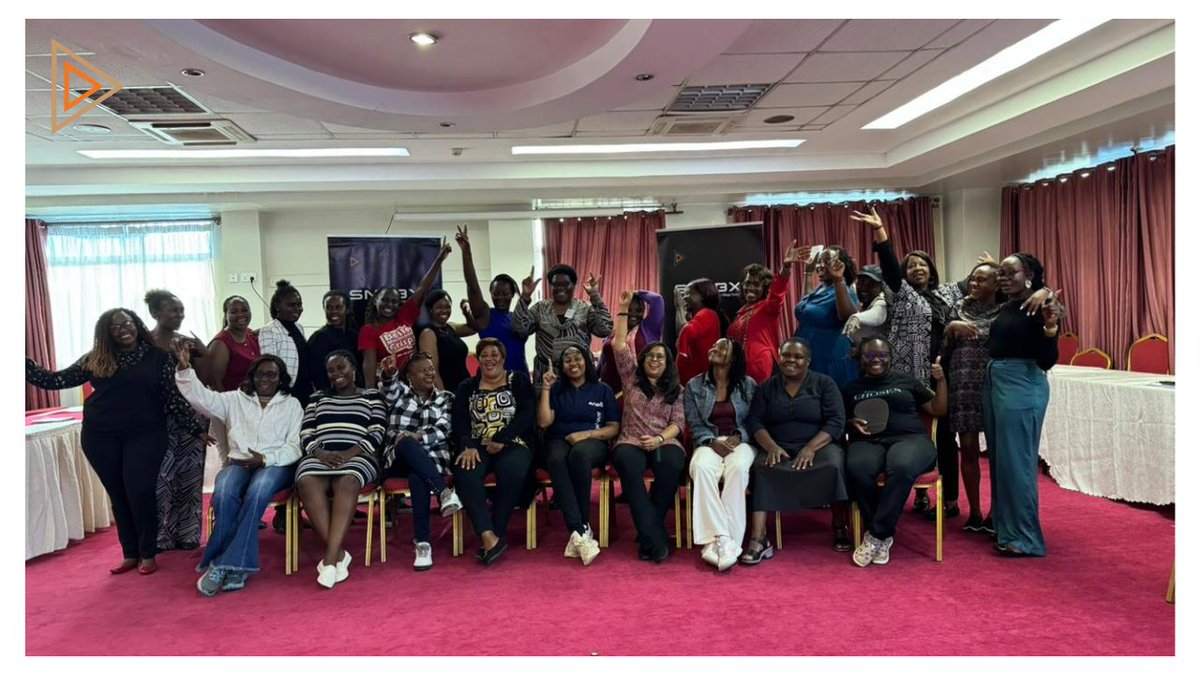 SNDBXKe's tweet photo. Empowering green entrepreneurs in Kajiado County! 🌿

Through the GTA SME Loop Programme with GIZ Kenya &amp; WE4D, SNDBX brought together 21 women-led businesses for training &amp; 1-on-1 coaching to turn strategy into action.

Huge thanks to our incredible team! 🙌 https://t.co/gUK5DphrUH