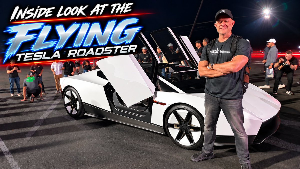DragTimes's tweet photo. What a night with the new Flying Tesla Roadster! https://t.co/0IJgnbqybE