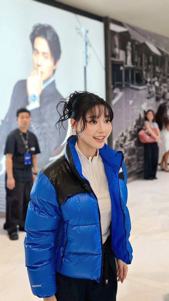 Littleming816's tweet photo. Why is Jingjing so beautiful!!!?????
It is my pleasure to see you.

#JINGJINGxTHENORTHFACEICON
#JingjingYu https://t.co/7P9xFw9lN4