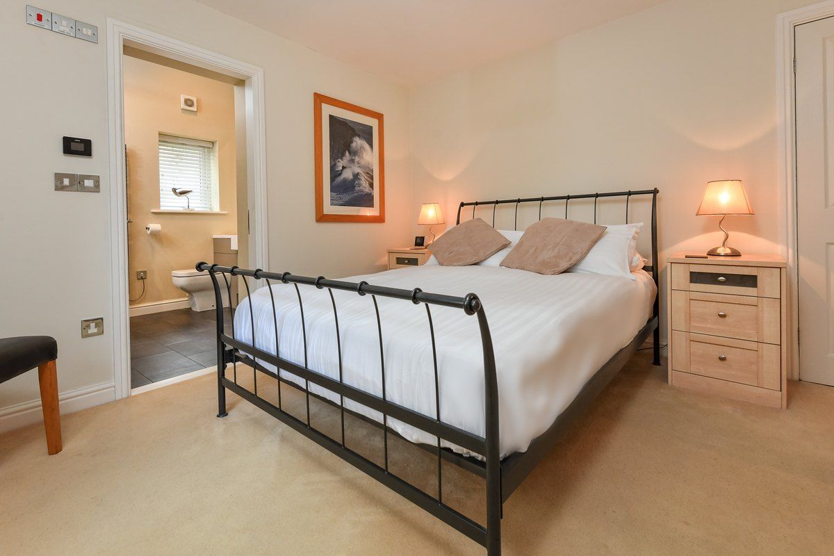 TheHolidayCots's tweet photo. ποΈ Relaxing Coastal Getaways at Ty Ni π
Ty Ni offers stylish & spacious self-catering accommodation in the popular seaside village of Abersoch, Gwynedd, perfect for a peaceful escape to North Wales.βοΈ
ποΈ 6
https://t.co/BOqRurX9a0
#TyNi #Abersoch #Gwynedd #BlueFlagBeach #Wales https://t.co/QHYoFuRxOo