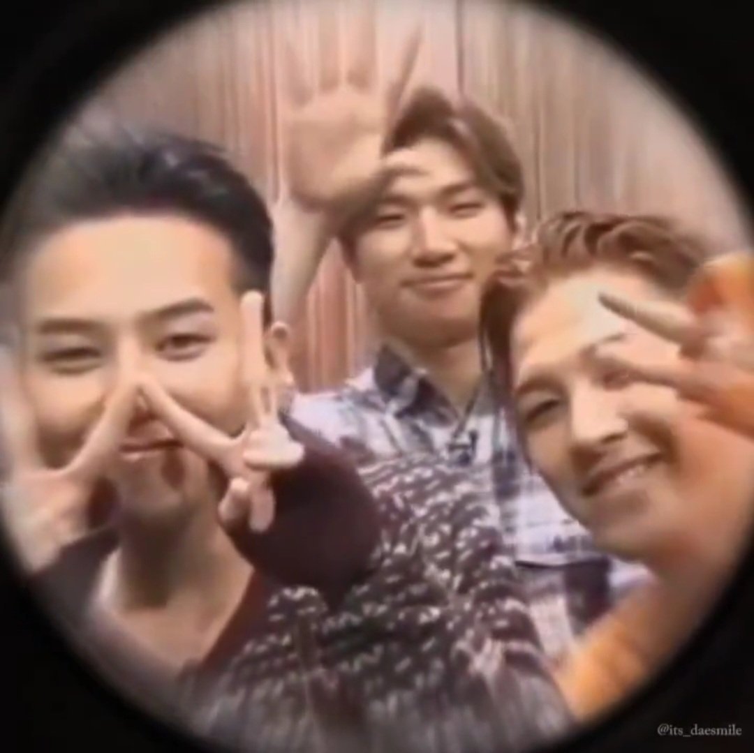 jy_vip_'s tweet photo. I vote for #BIGBANG on #2026MAMAVOTE https://t.co/5w1iEZaewh