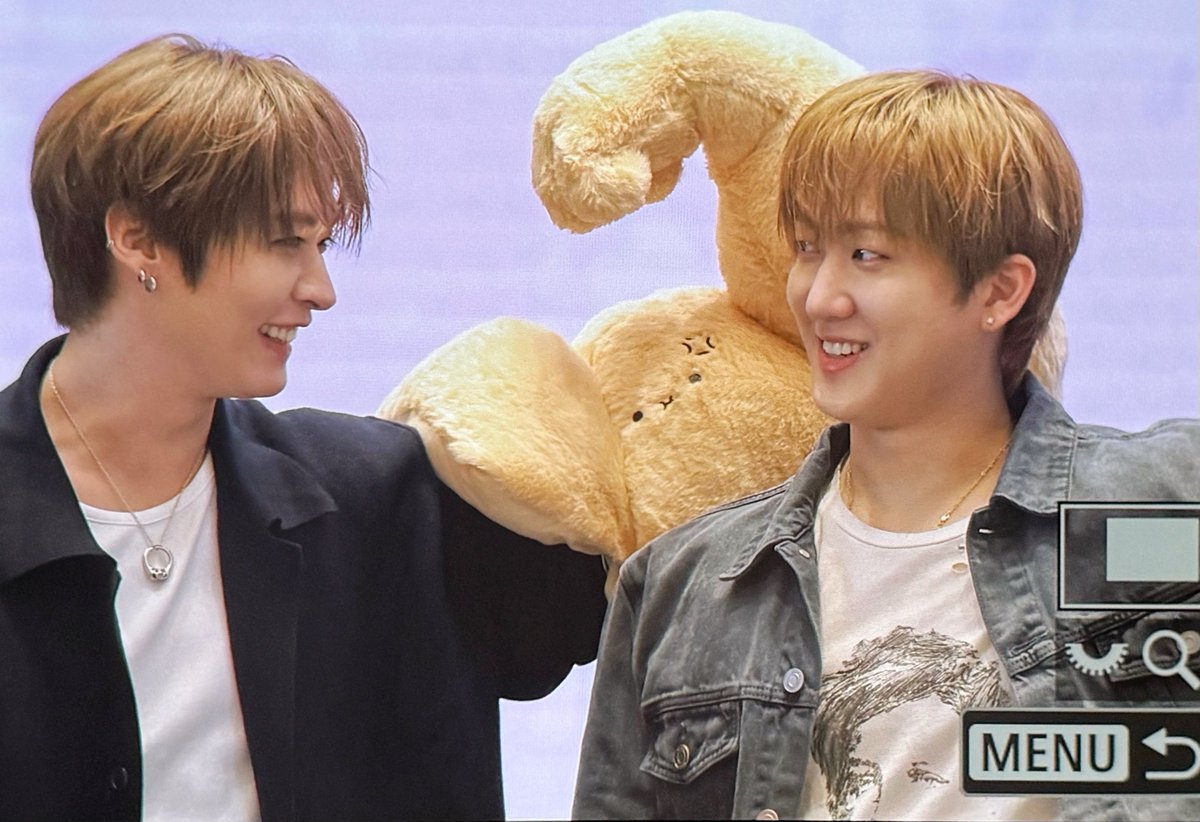 kissitbetter_98's tweet photo. 261016 starriver 1.0 호앤빈
#리노 #Straykids https://t.co/Mub1xnI47a