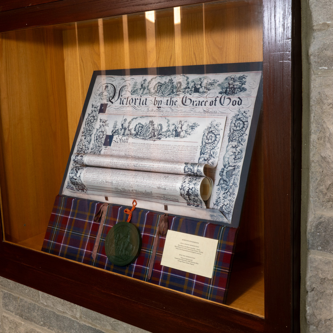 queensualumni's tweet photo. What better way to kick off #QueensUHomecoming than on Queen’s Day? 🇷🇴 

As alumni return to campus, discover the replica of the 1841 Royal Charter that has been hiding in plain sight at the JDUC since 1991:  https://t.co/JXPIIFvw7J

@queensu https://t.co/WX3sl1Hgzp