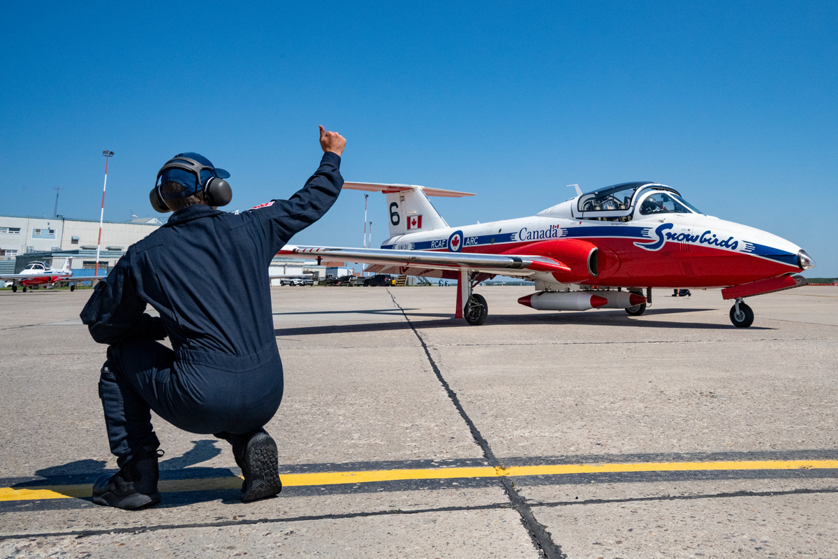 topaces's tweet photo. For 55 years, the Canadian Forces Snowbirds have inspired Canadians with their precision, professionalism and unmistakable presence in the skies.

As the team marks this special anniversary and gathers for its year-end show, we are proud to salute the generations of Snowbirds who have represented the very best of Canadian military aviation.

Congratulations to the entire Snowbirds team, past and present, on an incredible 55 years. We look forward to welcoming you back to the skies in the years to come.

#Snowbirds #RCAF #RoyalCanadianAirForce #MilitaryAviation @cfsnowbirds @RCAF_ARC
