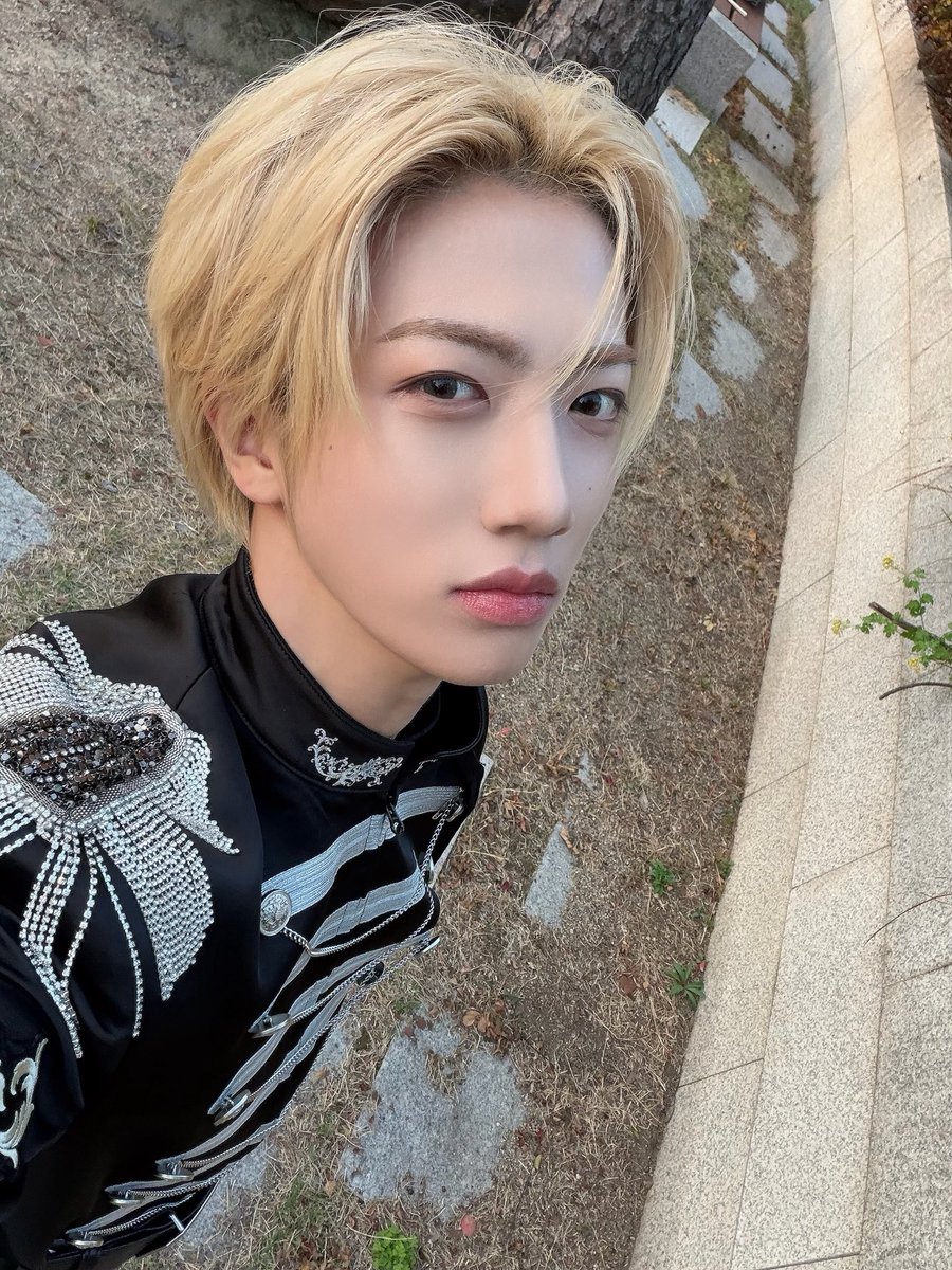 CRAVITY_twt tweet picture