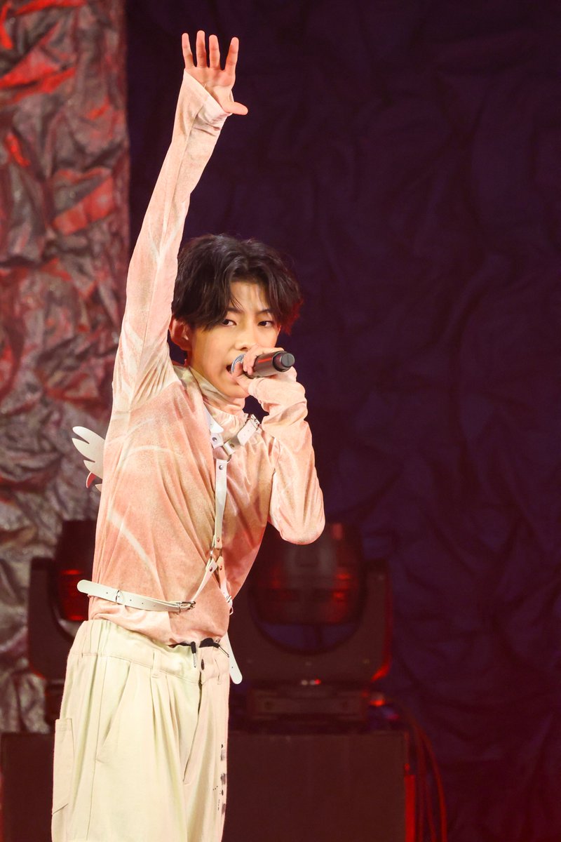 ebidan_tokyo's tweet photo. 📷LIVE PHOTO②＞＞
VOKSY DAYS LIVE TOUR 2026『Bitter Flame』
オープンニングアクト
CHATRA from NEXT TOKYO
　
★福本 花道 Fukumoto Hanamichi
★山口 暖人 Yamaguchi Haruhi

#チャトラ🐈
#EBiDANNEXT #EBiDAN #エビネク https://t.co/kMT6VYYiQV