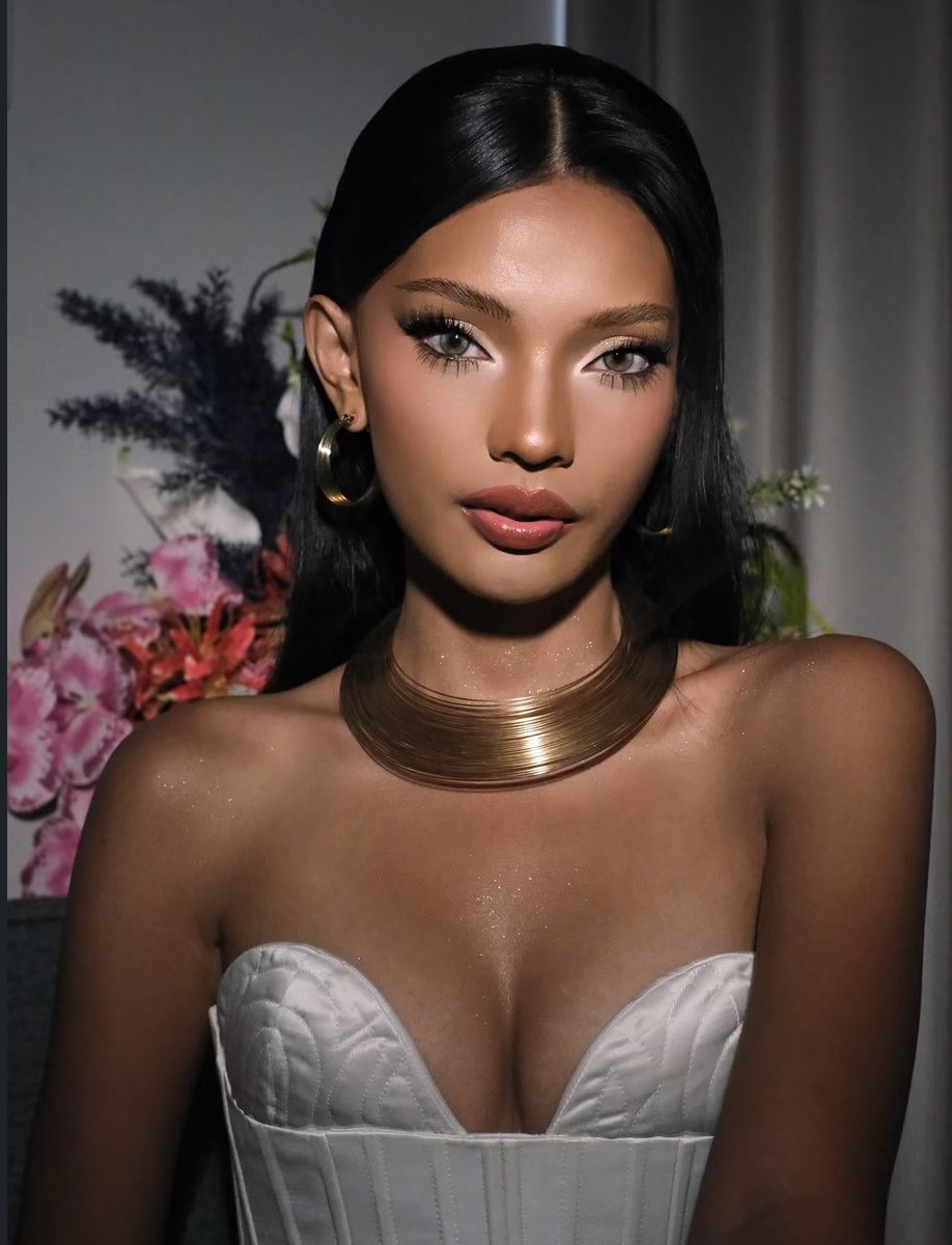 isntmockingjay's tweet photo. Buset Papua Tengah Menang Miss Indonesia 2026 🔥🔥🔥🔥 LOOK AT HER !! https://t.co/sKgCq16bjM