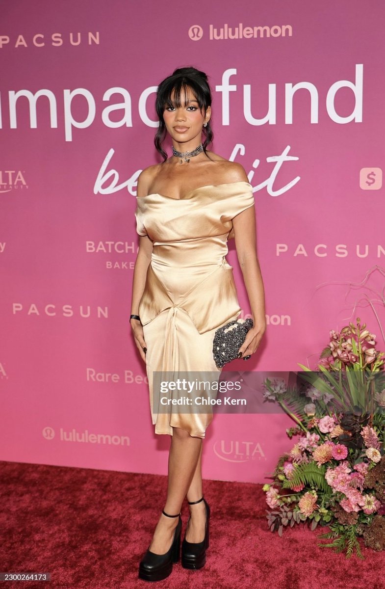 Neaikoxo's tweet photo. Day 5
looks that deserved more recognition 
#25DaysOfMelanie https://t.co/NriWG18C7i