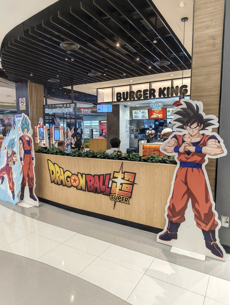 sikanosuke0105's tweet photo. ドラゴンボール×バーガーキング🦌 https://t.co/UGwVIsNpis