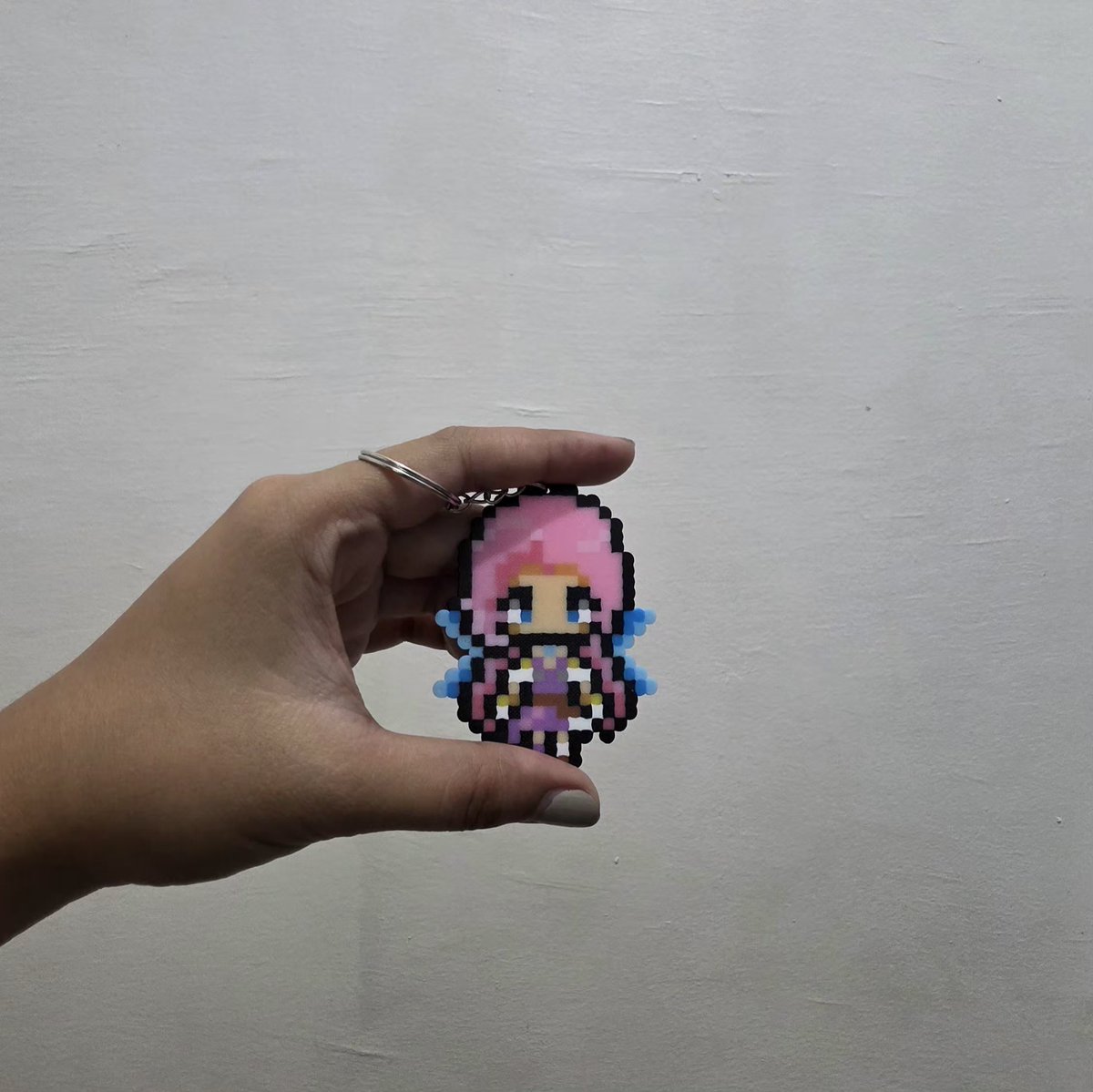 narsabubotsph's tweet photo. - Soraka (League of Legends)
- Seraphine (League of Legends)
- Reuven (name keychain)
- Angelo (name keychain) 

Thank you for you order Sir Reuven ✨
📍 Bound to Muntinlupa

#perlerbeads #perlerbeadsart https://t.co/jwDgjzt4Cs