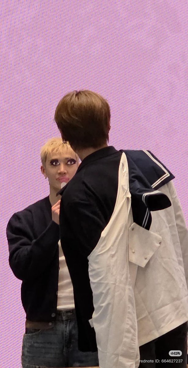 leeminoot's tweet photo. life imitates art https://t.co/QBtkmJZ5RR