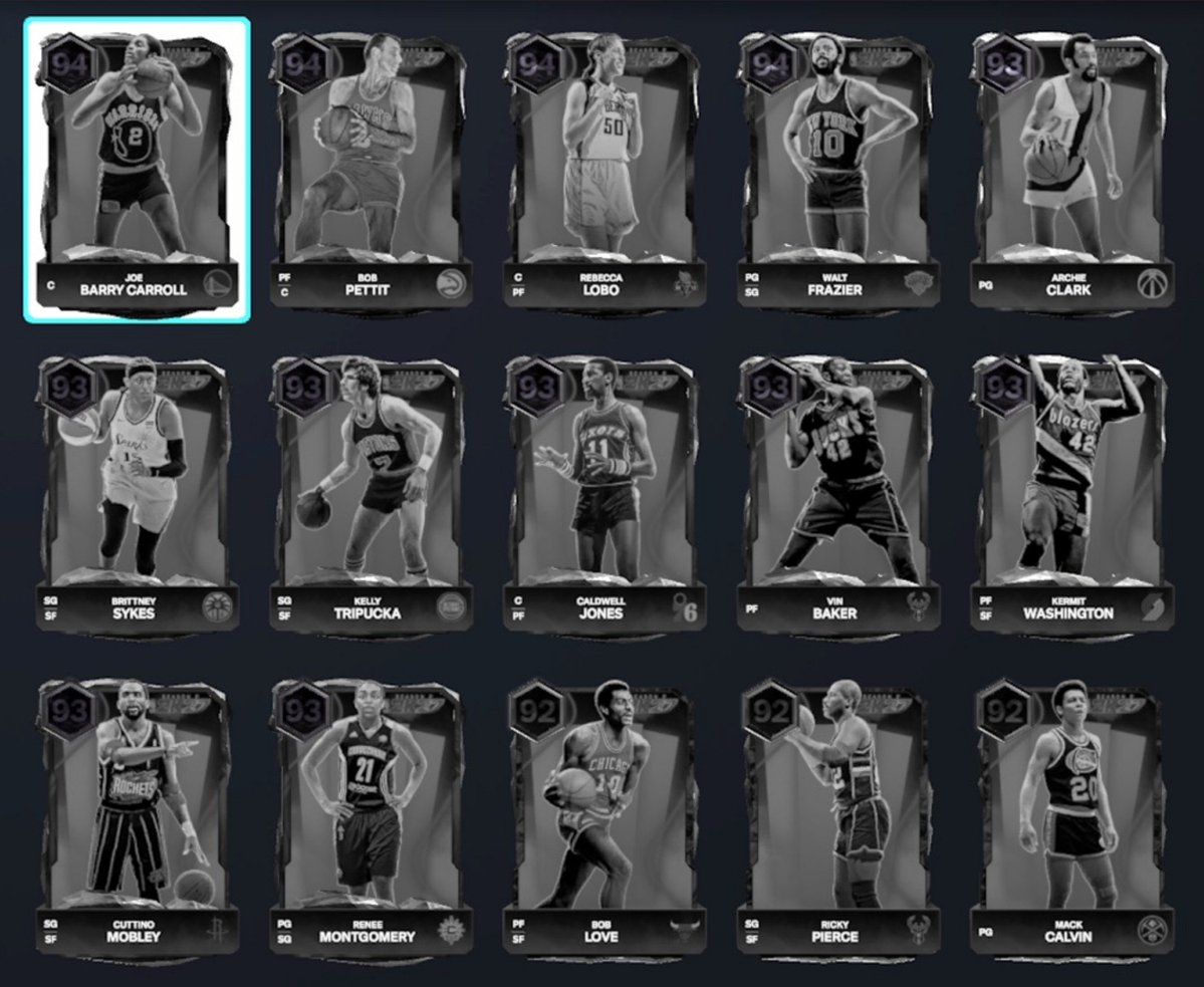 Curr's tweet photo. Game is in one of the best places it's been in years don't get me wrong BUT it's absolutely shameless how dogshit they've made the 10 player option pack players

There's not ONE usable card in these pages just entirely full of shitters who will become exchange fodder https://t.co/AKtYIMUJHI
