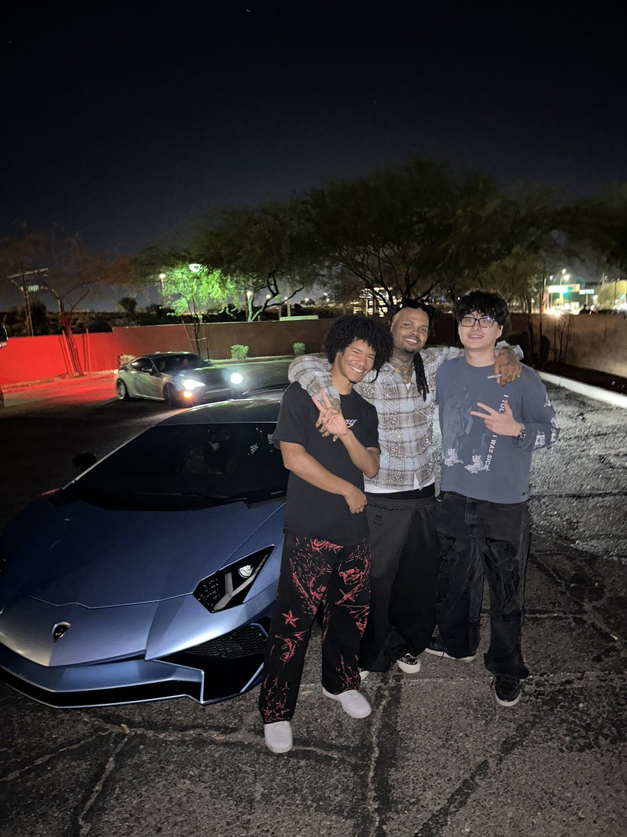 fwtapwater's tweet photo. hollowsquad https://t.co/IrtdDz7Q2A