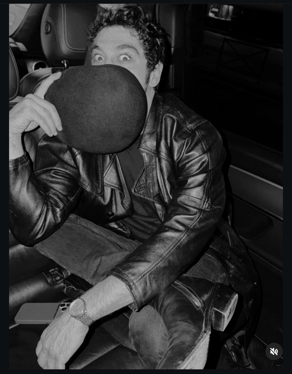 Roohbies's tweet photo. Doğan kaya if he didn’t had childhood trauma🎩 https://t.co/CEIbELKSwb