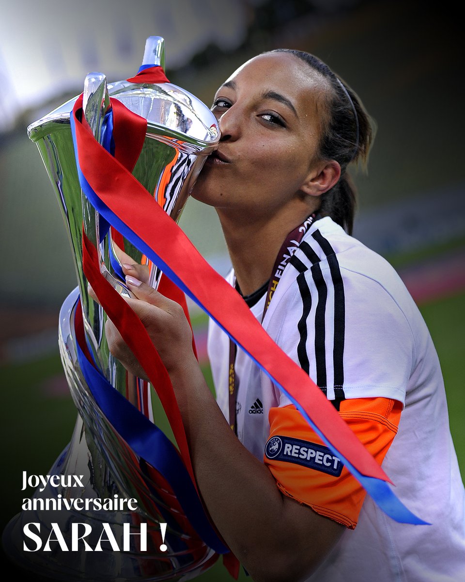 ol__lyonnes's tweet photo. 🎂 Sarah Bouhaddi, la 7e joueuse la plus capée du club, fête ses 40 ans !

Bonne journée légende. ❤️💙 https://t.co/Trgg4irZr1