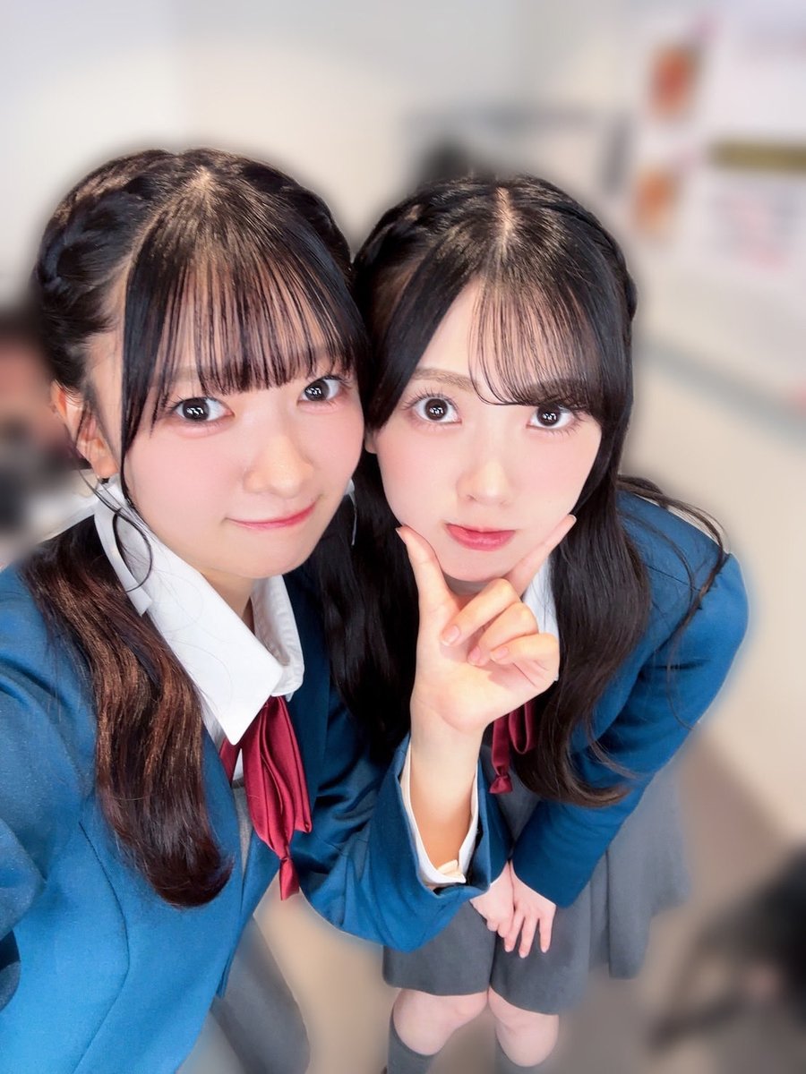0927_yuina's tweet photo. ……ふんっっ🦋💛💜 https://t.co/tryn5afbpv