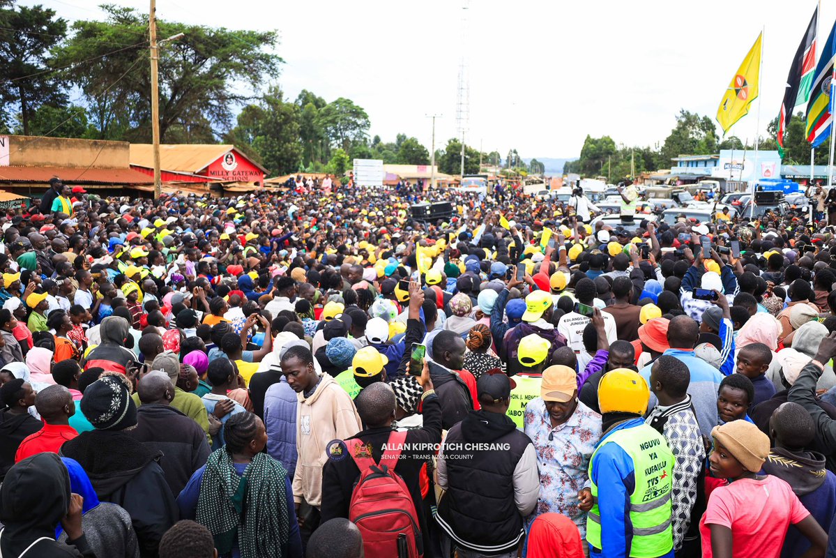 HonAllanChesang's tweet photo. A historic milestone for Saboti Constituency!

H.E. President William Samoei Ruto officially flagged off the Kambimiwa–Gitwamba Road project, marking the beginning of Saboti’s first-ever tarmac road.

This landmark project opens a new chapter of improved connectivity, economic opportunity and development for our people.

A new dawn for Saboti. A promise of progress becoming reality.