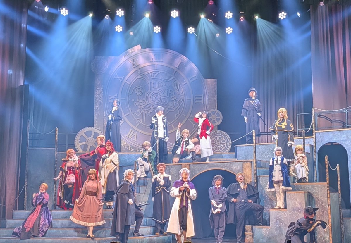 coacervate64's tweet photo. #パンミュ
兵庫公演観てきたよ☺️
カーテンコール撮影可タイムを初体験
ほぼ真正面の良き席から綺麗に撮れて嬉しい https://t.co/vIsqv8deKA