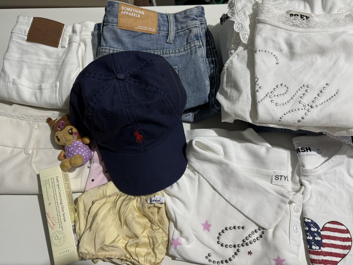 nothingtowearrr's tweet photo. #ส่งต่อเสื้อผ้า [used-new] brandy, hm, zara, stylist, vgh, duex 🍒

ลงวันเสาร์ 17/10 เวลา 19:00 น.
📮💌 shipping 50 | รี+ปัก+ฟอลลด 5฿ ka

#ส่งต่อเสื้อผ้ามือ2 #ส่งต่อaudorhe #ส่งต่อเสื้อผ้ามือสอง #ส่งต่อstylist #ส่งต่อduex #ส่งต่อprey #ส่งต่อsistersfabric #ส่งต่อbrandymelville https://t.co/jclI5bYKiL