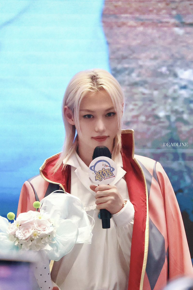 thisisdeadline's tweet photo. 261016 
#Felix #필릭스 #StrayKids #스트레이키즈 https://t.co/BJ01MKT54S