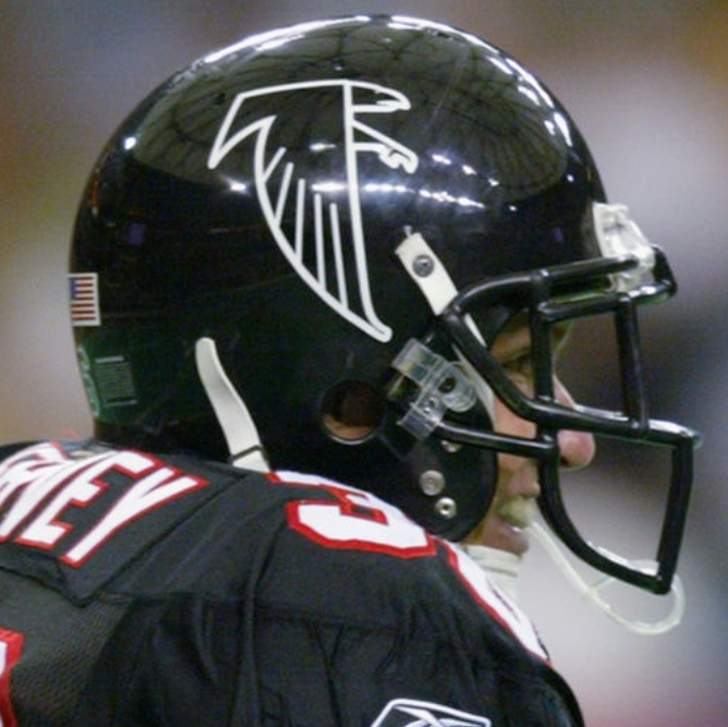 TownsUsa's tweet photo. off-topic, but one of the biggest downgrades in uniform history: https://t.co/mOE10w1unN